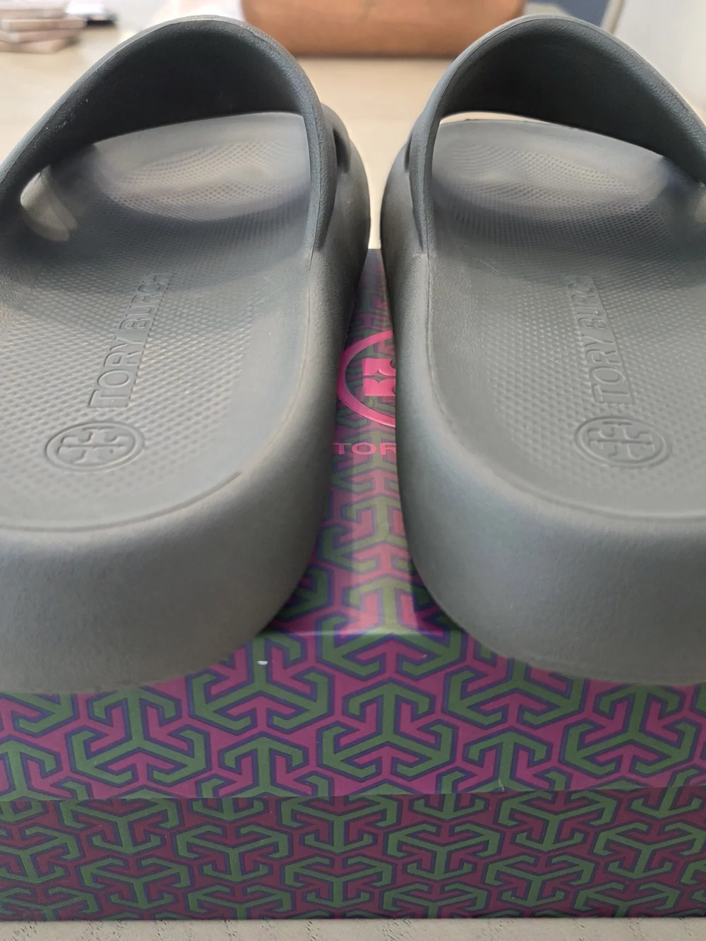 Tory Burch Military Gren/Grey Slide Sandals Size 7